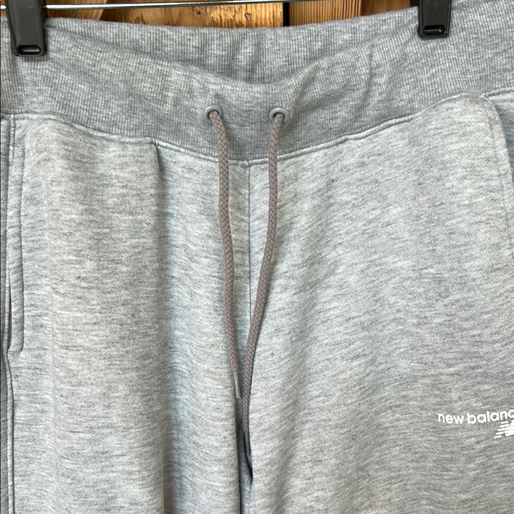 Women’s New Balance Gray Jogger Sweatpants NWOT - Picture 6 of 9